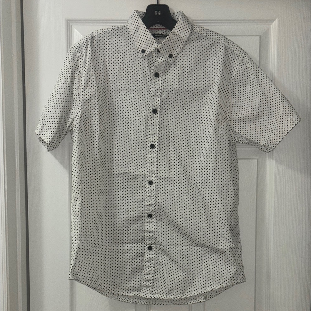 Fashion Nova Men's White and Black Polka Dot Shirt